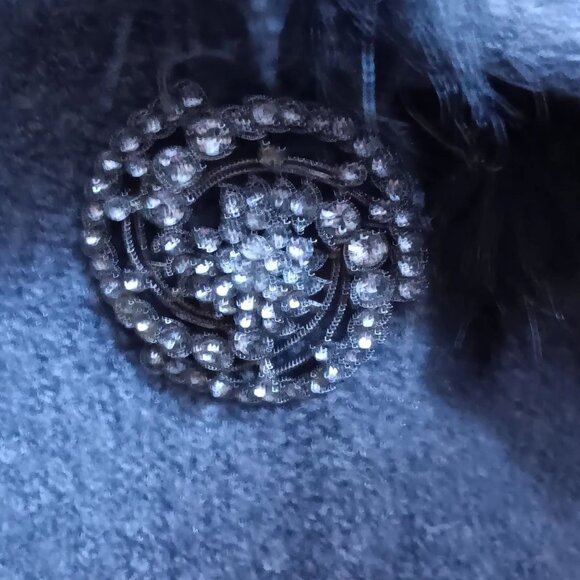 Elevate your style with Macy's JM Collection Faux Fur collar grey sweater - Picture 2 of 3